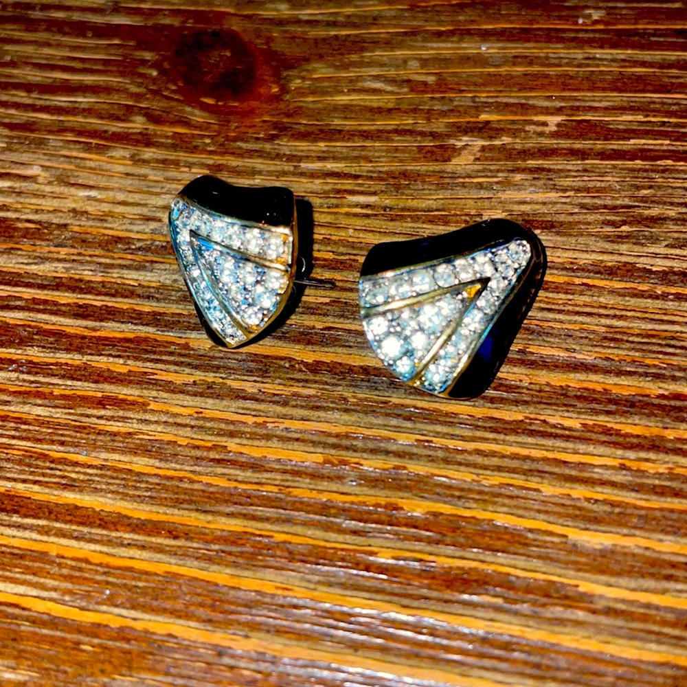 NWOT Costume earrings Barbie style!